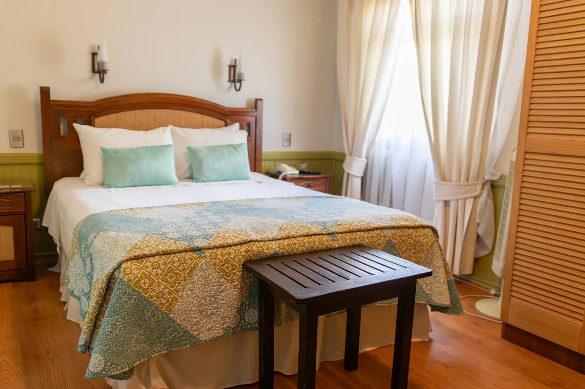 Hotel Di Torlaschi Valdivia Kültér fotó