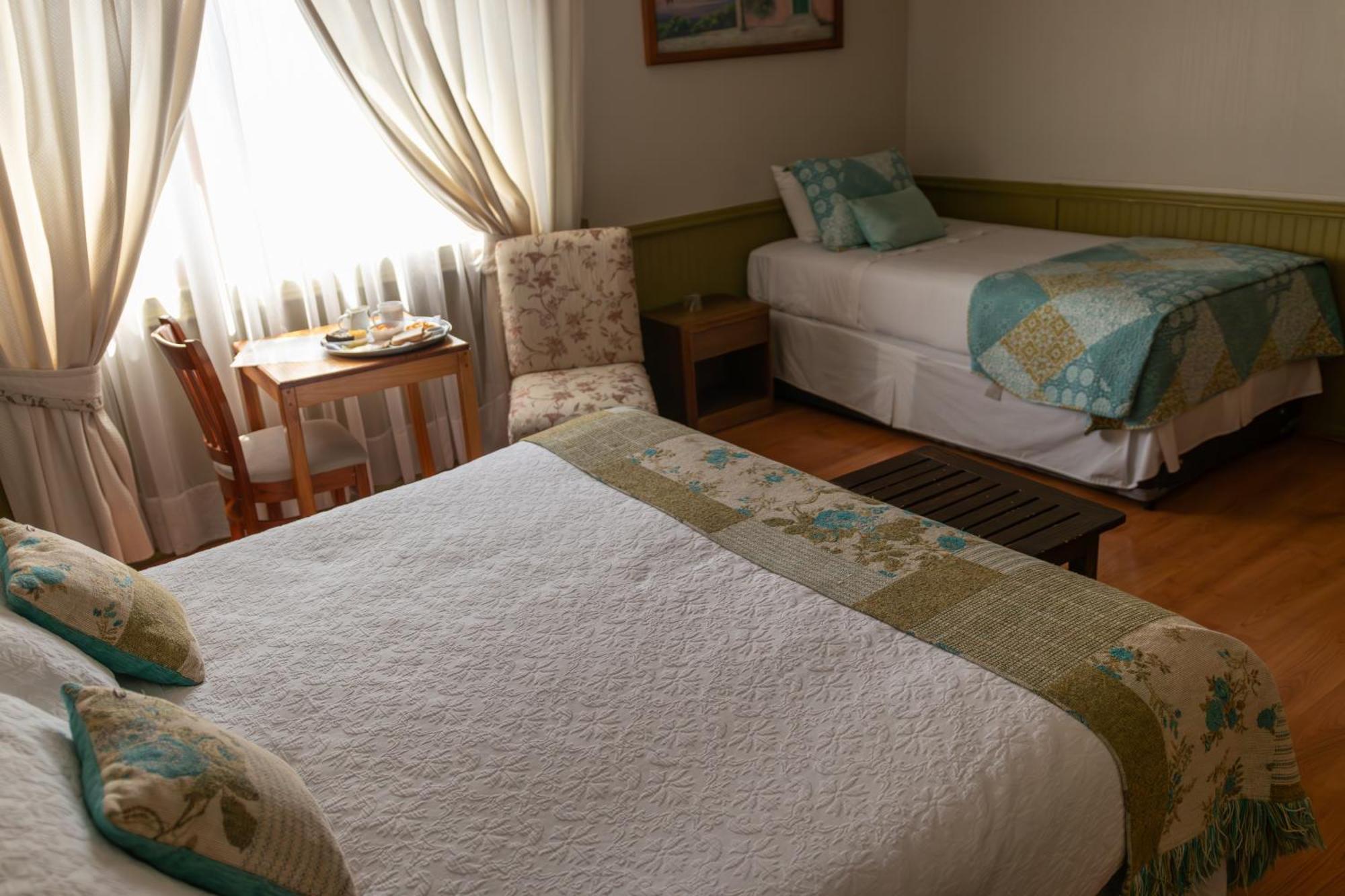 Hotel Di Torlaschi Valdivia Kültér fotó
